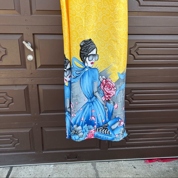 Gorgeous Oriental Print Yellow Silk Maxi Dress - Picture 9 of 15